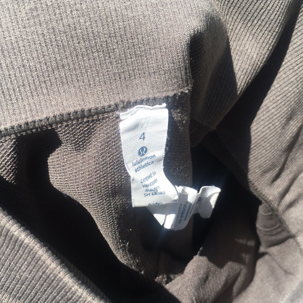 Gray Cropped Lulus - image 3